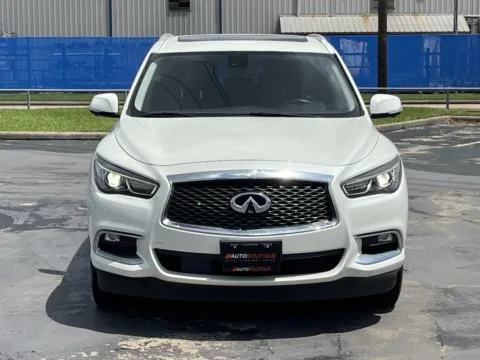 More photos of 2018 INFINITI QX60 at Auto Boutique Texas, TX