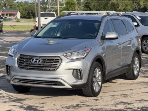 Another view of 2017 Hyundai Santa Fe SE for sale in Alvin, TX at Auto Boutique Texas
