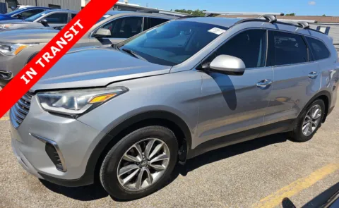 Gray 2017 Hyundai Santa Fe SE for sale in Alvin, TX