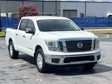 Photos of 2018 Nissan Titan SV for sale in Alvin, TX at Auto Boutique Texas