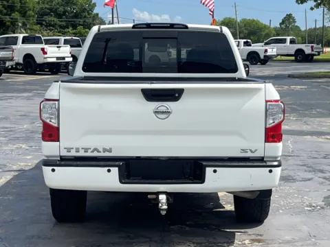 More photos of 2018 Nissan Titan SV at Auto Boutique Texas, TX