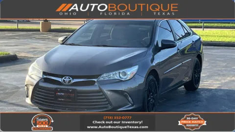 Gray 2016 Toyota Camry LE for sale in Alvin, TX