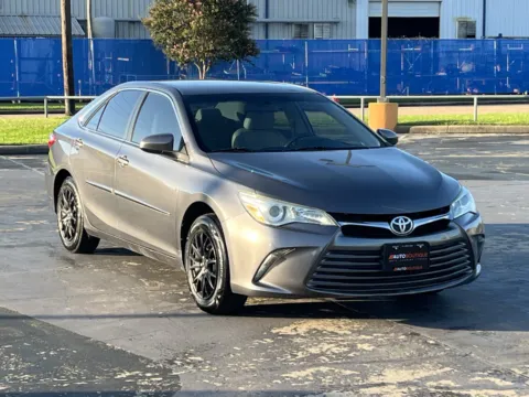 Another view of 2016 Toyota Camry LE for sale in Alvin, TX at Auto Boutique Texas