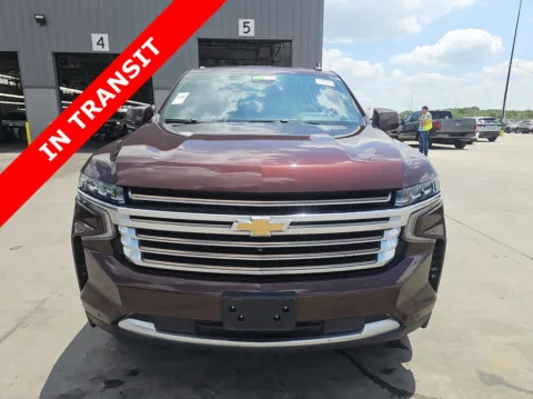 Another view of 2023 Chevrolet Suburban High Country for sale in Alvin, TX at Auto Boutique Texas