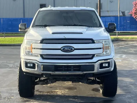More photos of 2018 Ford F-150 LARIAT at Auto Boutique Texas, TX