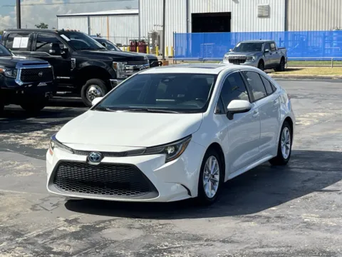 Photos of 2020 Toyota Corolla XLE for sale in Alvin, TX at Auto Boutique Texas