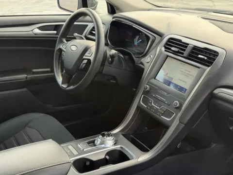 Another view of 2020 Ford Fusion Hybrid SE for sale in Alvin, TX at Auto Boutique Texas