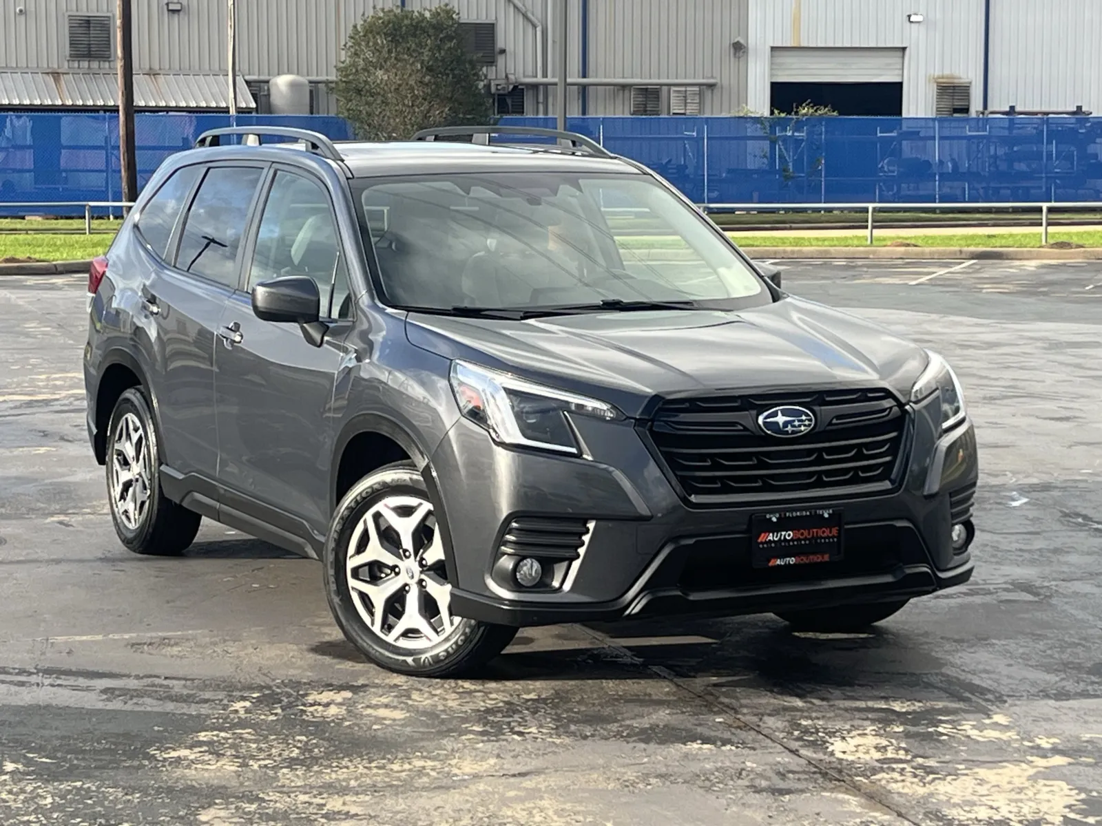 Subaru Forester photo 2