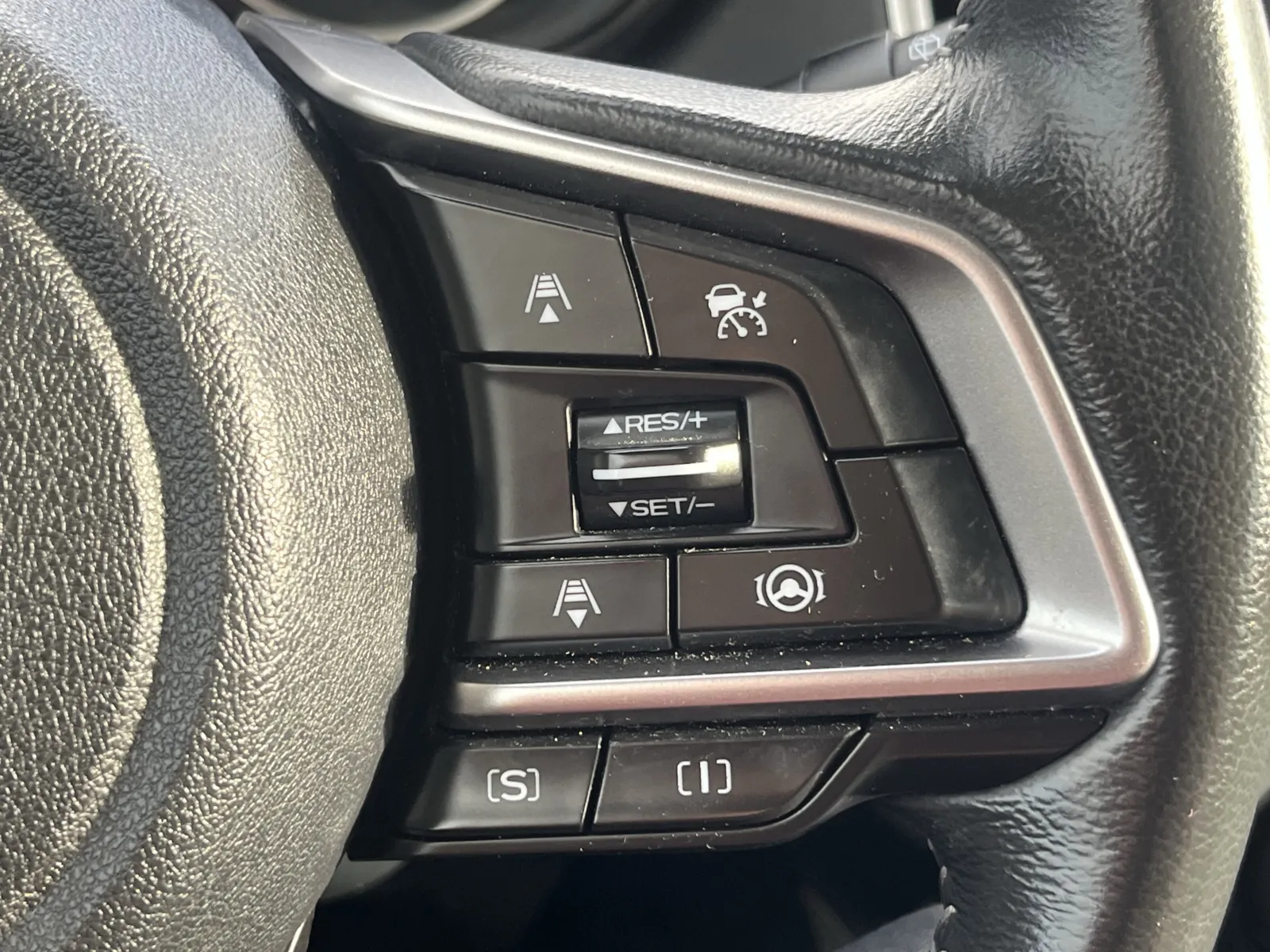 Subaru Forester photo 17