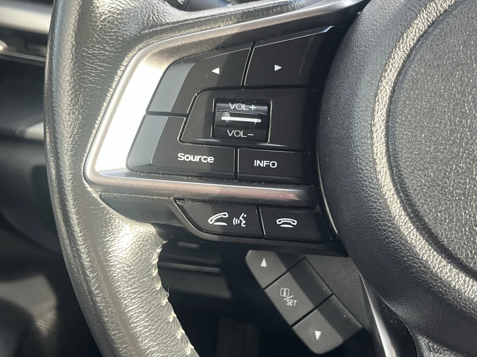 Subaru Forester photo 16