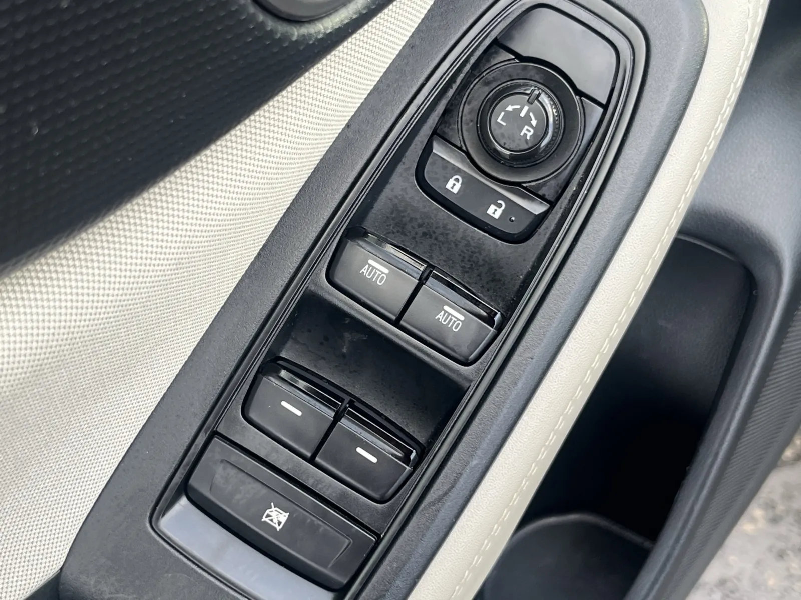 Subaru Forester photo 24
