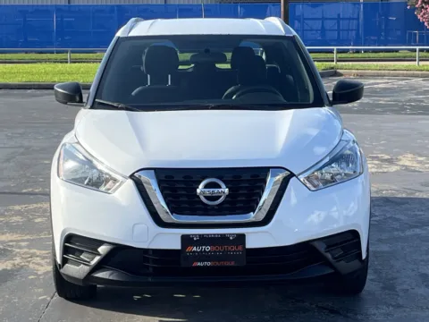 More photos of 2019 Nissan Kicks S at Auto Boutique Texas, TX