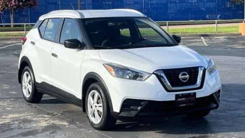 White 2019 Nissan Kicks S for sale in Alvin, TX