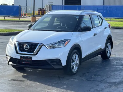 Another view of 2019 Nissan Kicks S for sale in Alvin, TX at Auto Boutique Texas