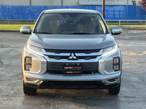 More photos of 2021 Mitsubishi Outlander Sport SE at Auto Boutique Texas, TX