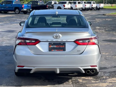More photos of 2022 Toyota Camry SE at Auto Boutique Texas, TX