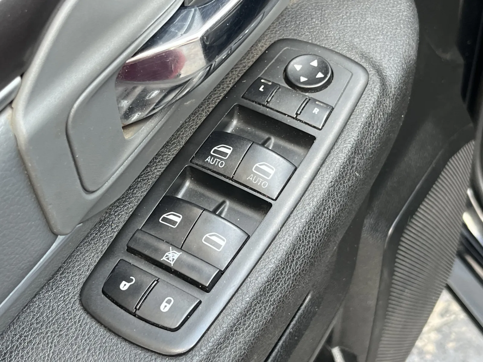 Ram 1500 photo 22