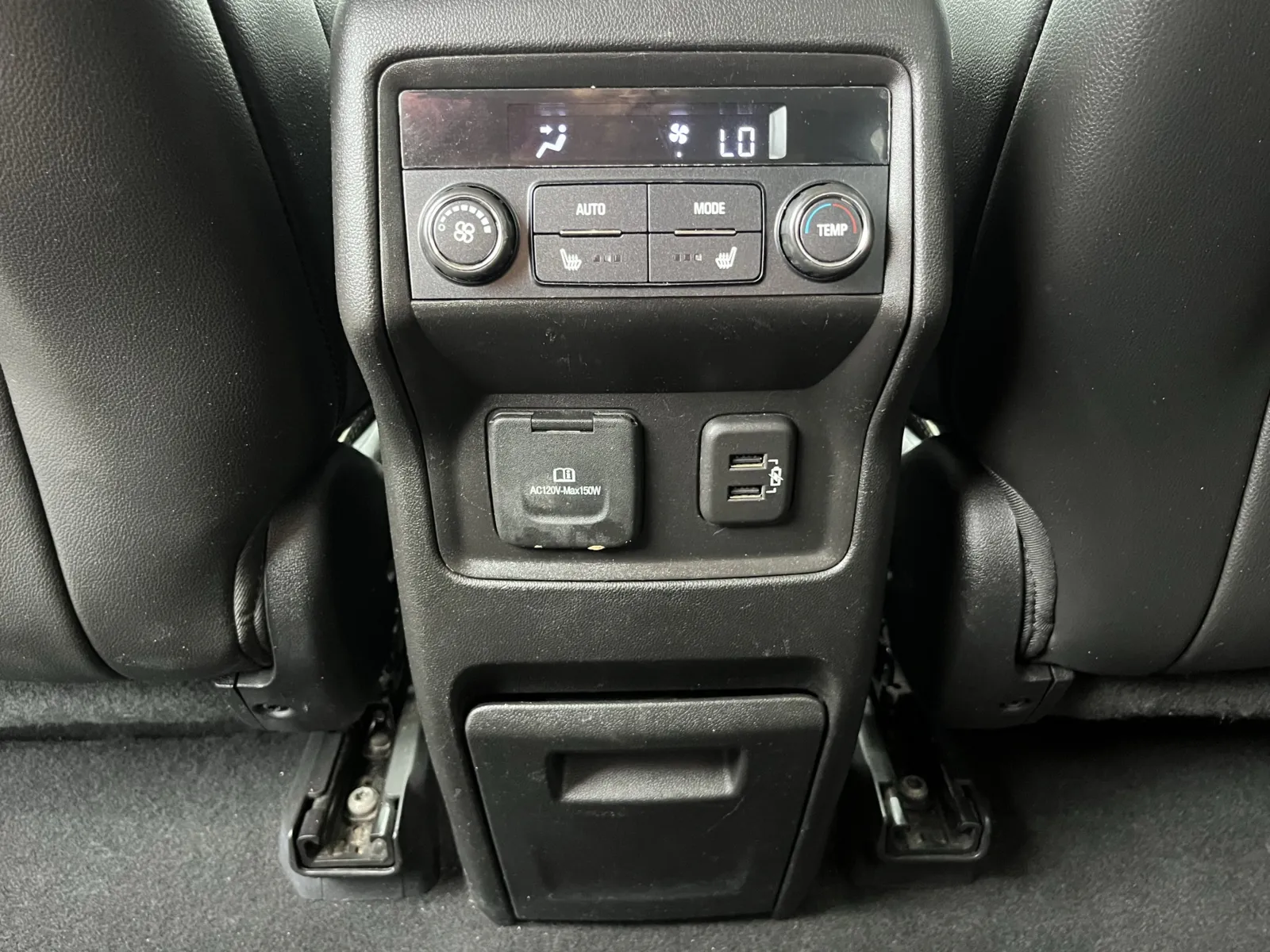 GMC Acadia photo 27