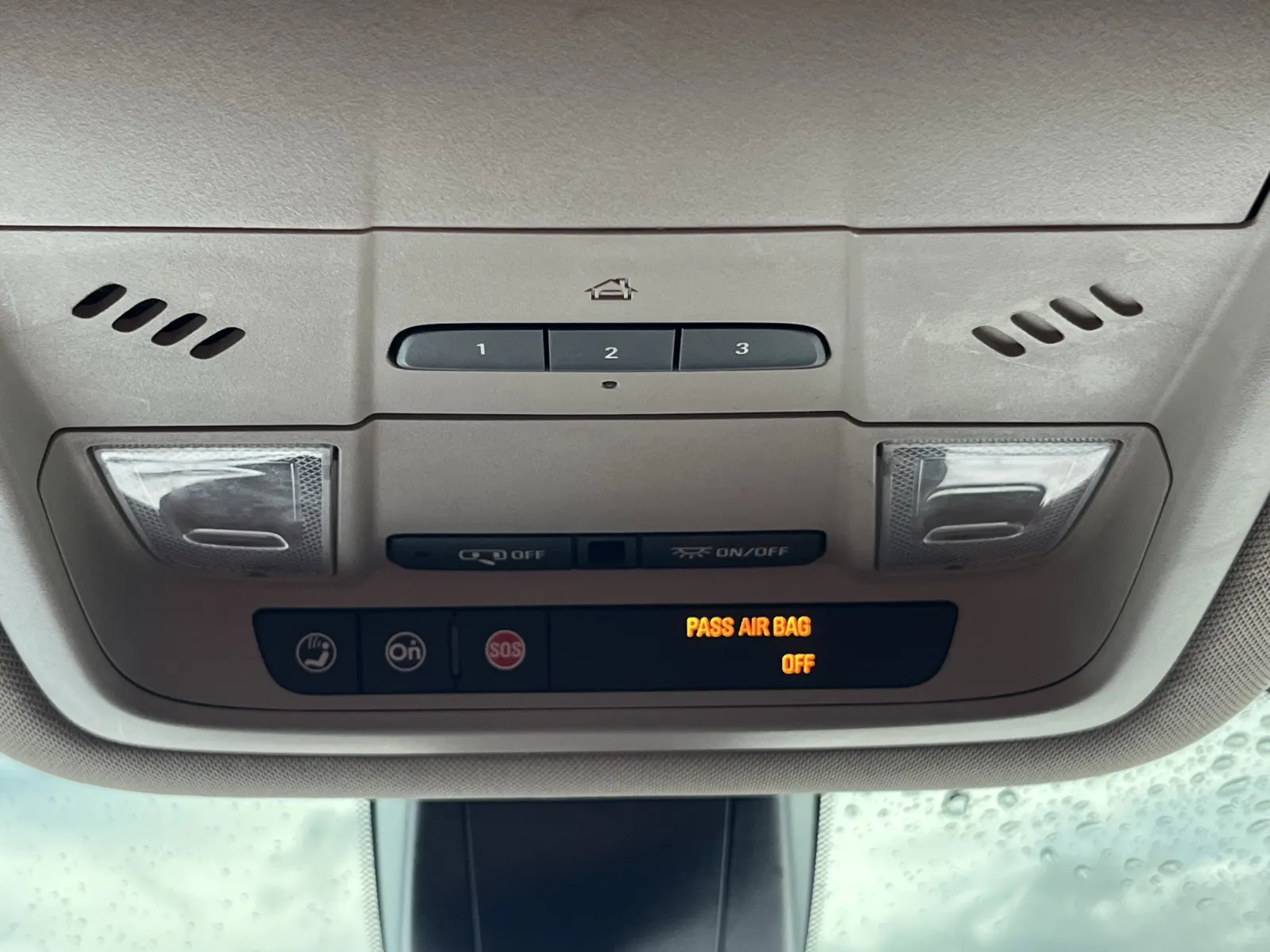 GMC Acadia photo 23