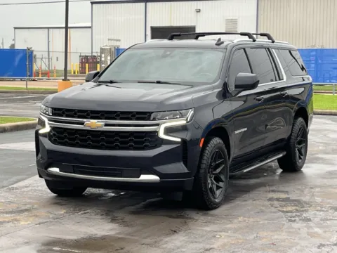 Another view of 2021 Chevrolet Suburban LS for sale in Alvin, TX at Auto Boutique Texas