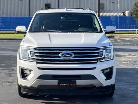 More photos of 2018 Ford Expedition XLT at Auto Boutique Texas, TX