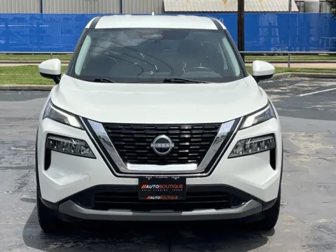 More photos of 2023 Nissan Rogue SV at Auto Boutique Texas, TX
