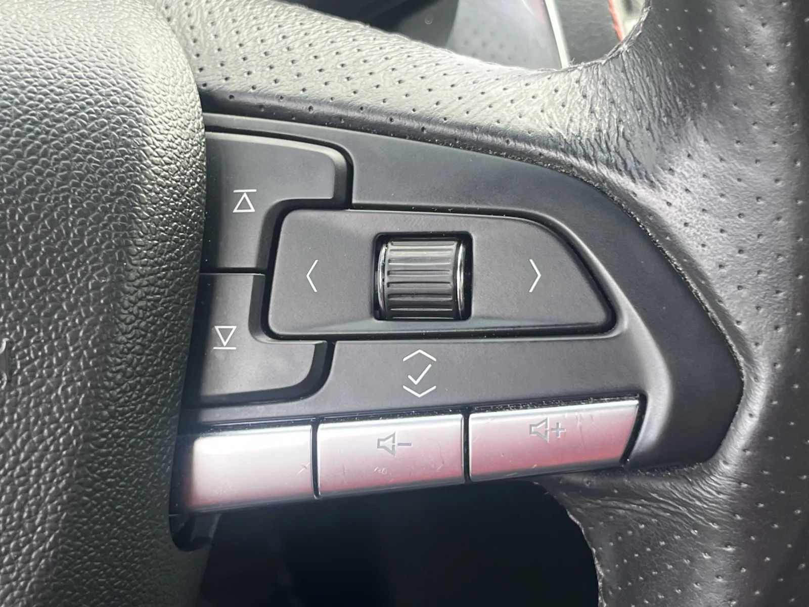 Cadillac CT5 photo 14