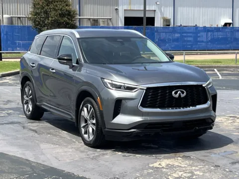 Photos of 2023 INFINITI QX60 LUXE for sale in Alvin, TX at Auto Boutique Texas