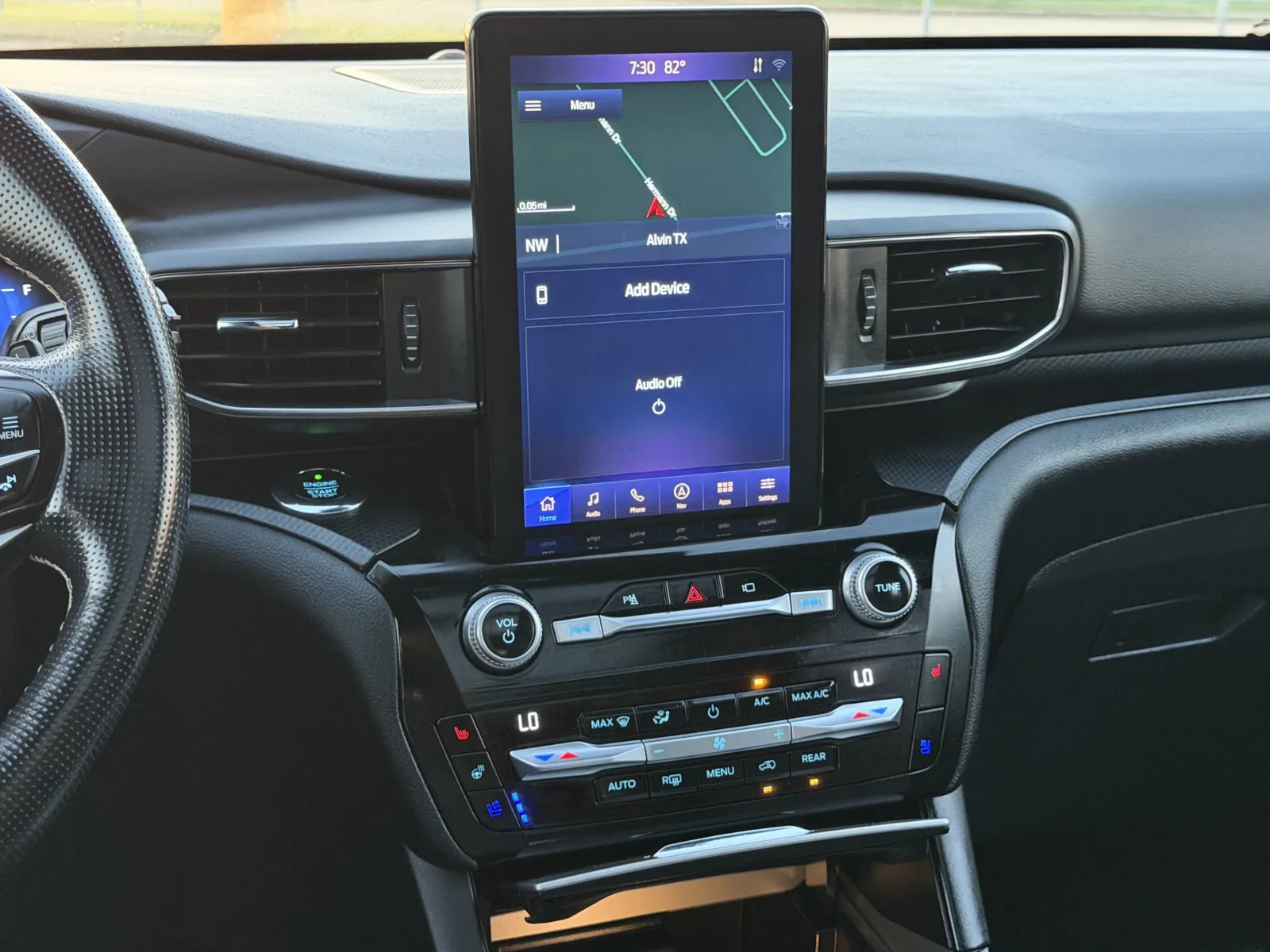 Ford Explorer photo 19