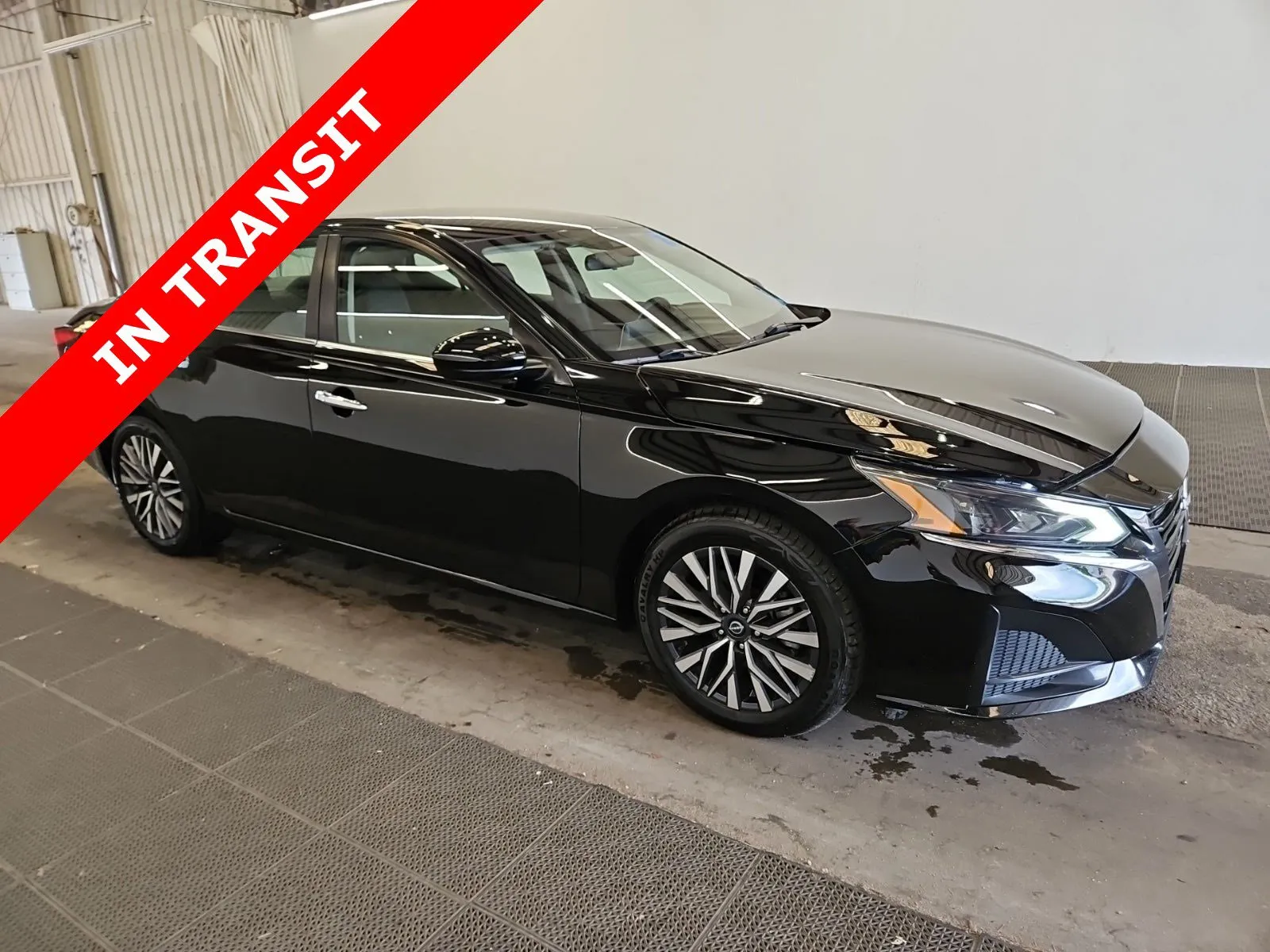 Black 2023 Nissan Altima 2.5 SV for sale in Alvin, TX