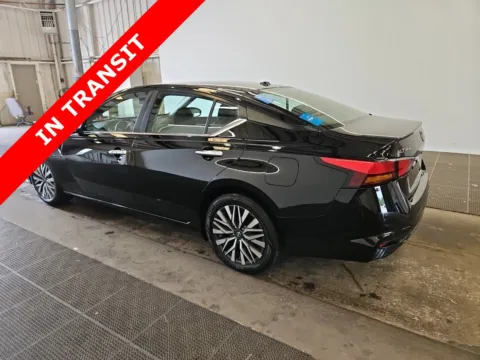 Another view of 2023 Nissan Altima 2.5 SV for sale in Alvin, TX at Auto Boutique Texas