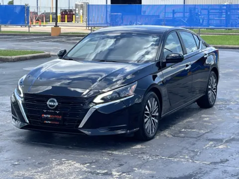 Another view of 2023 Nissan Altima 2.5 SV for sale in Alvin, TX at Auto Boutique Texas