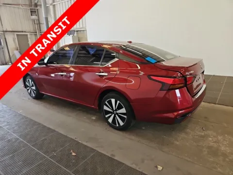 Another view of 2022 Nissan Altima 2.5 SV for sale in Alvin, TX at Auto Boutique Texas
