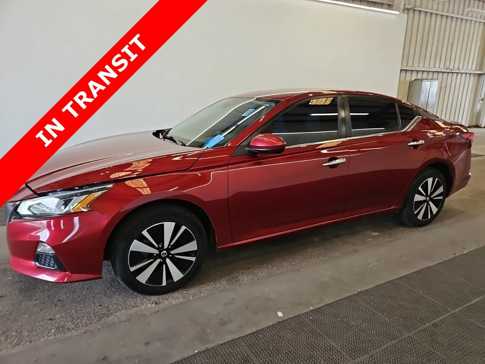 Red 2022 Nissan Altima 2.5 SV for sale in Alvin, TX