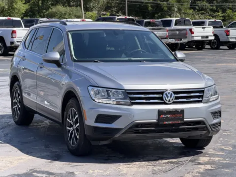 Photos of 2020 Volkswagen Tiguan SEL for sale in Alvin, TX at Auto Boutique Texas