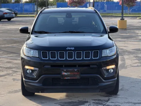 More photos of 2018 Jeep Compass Latitude at Auto Boutique Texas, TX