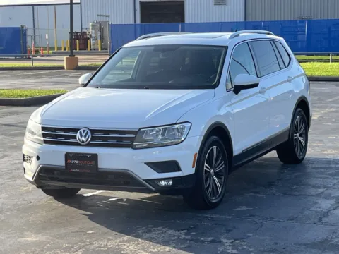 Another view of 2019 Volkswagen Tiguan SEL for sale in Alvin, TX at Auto Boutique Texas