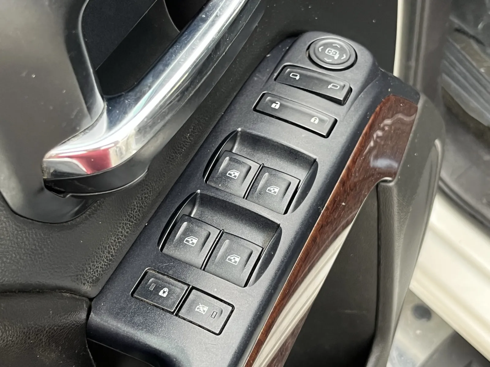 GMC Sierra photo 22