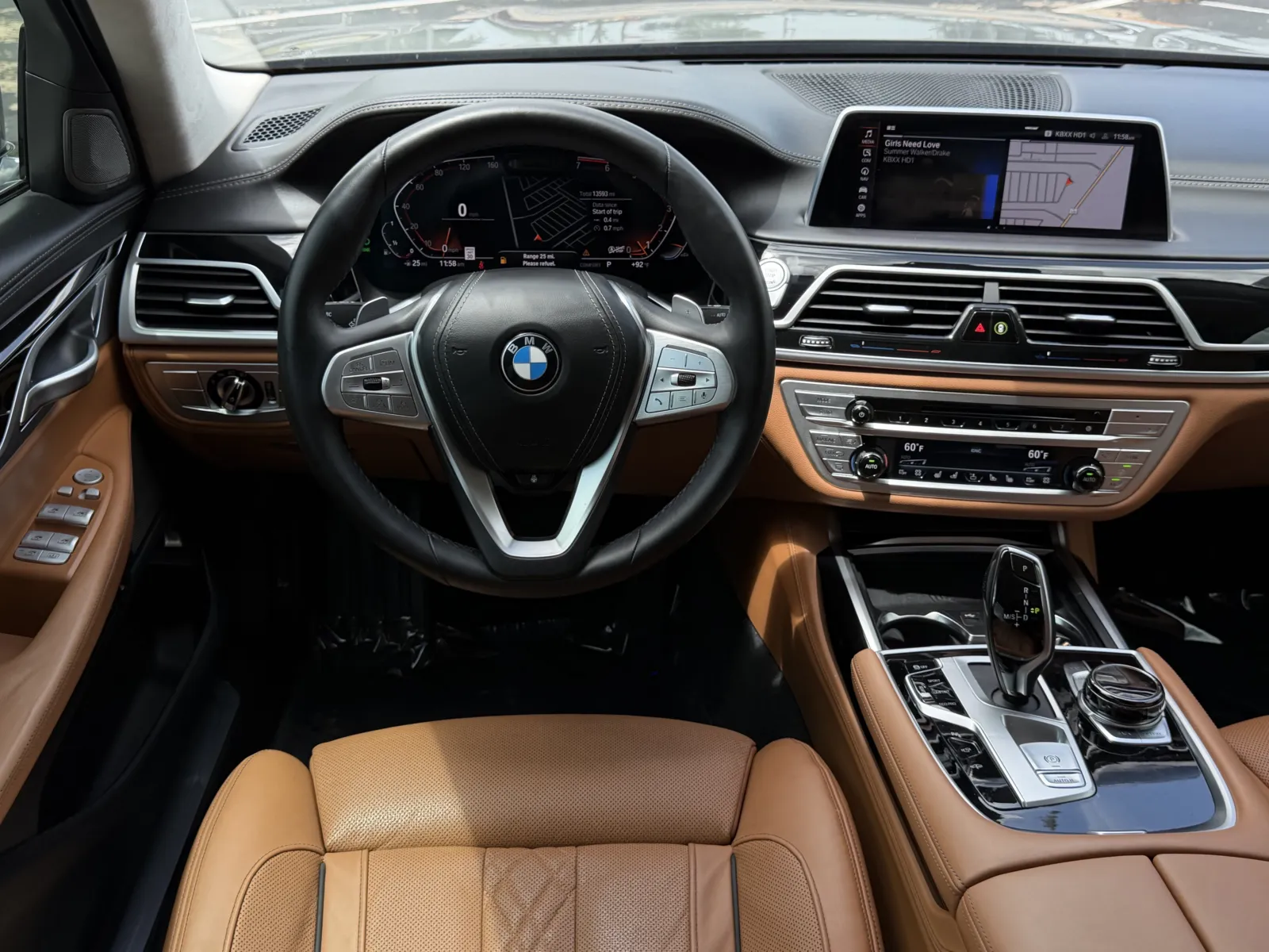 BMW 7 Series photo 22