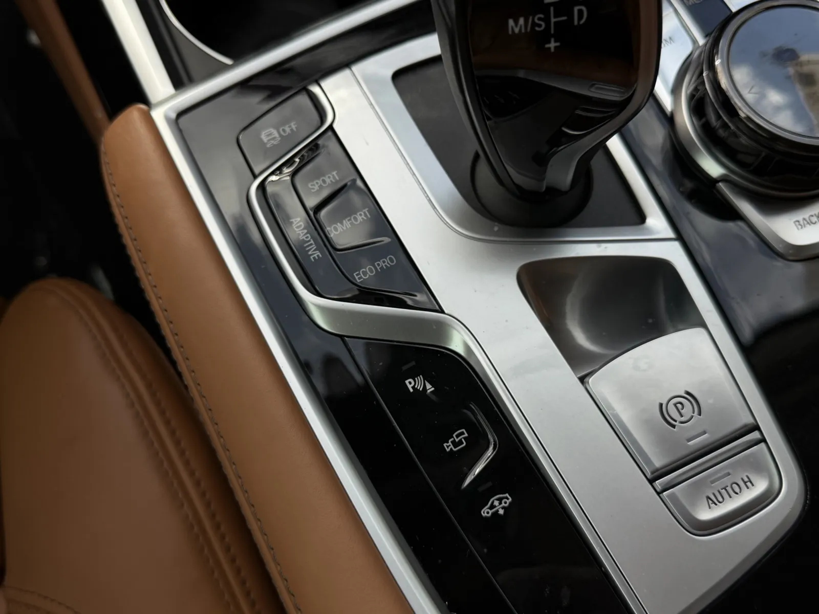 BMW 7 Series photo 35
