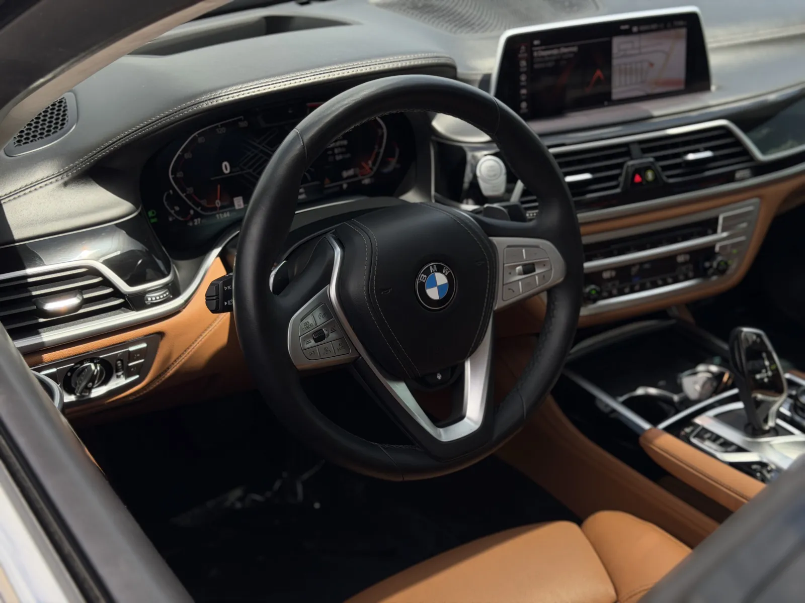 BMW 7 Series photo 21