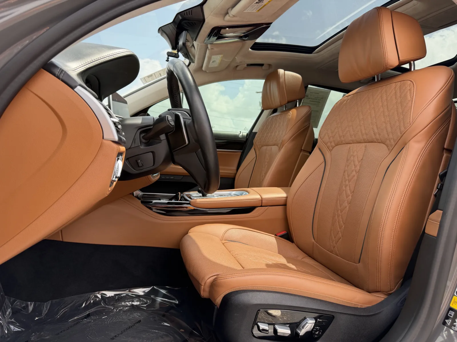 BMW 7 Series photo 40