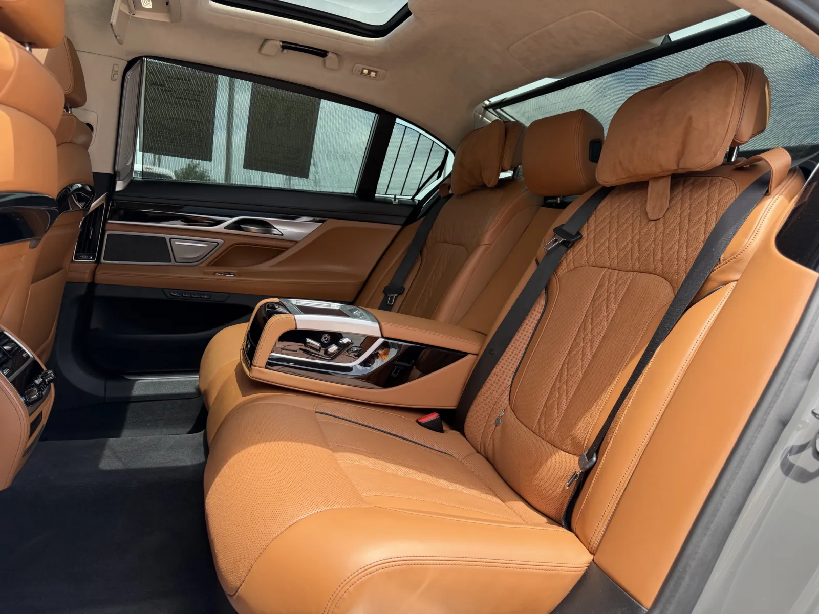 BMW 7 Series photo 48
