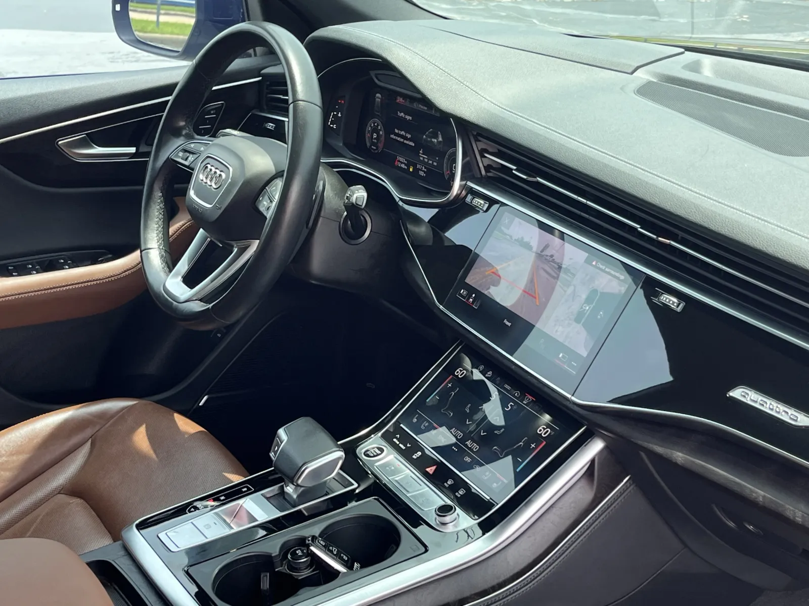 Audi Q8 photo 14