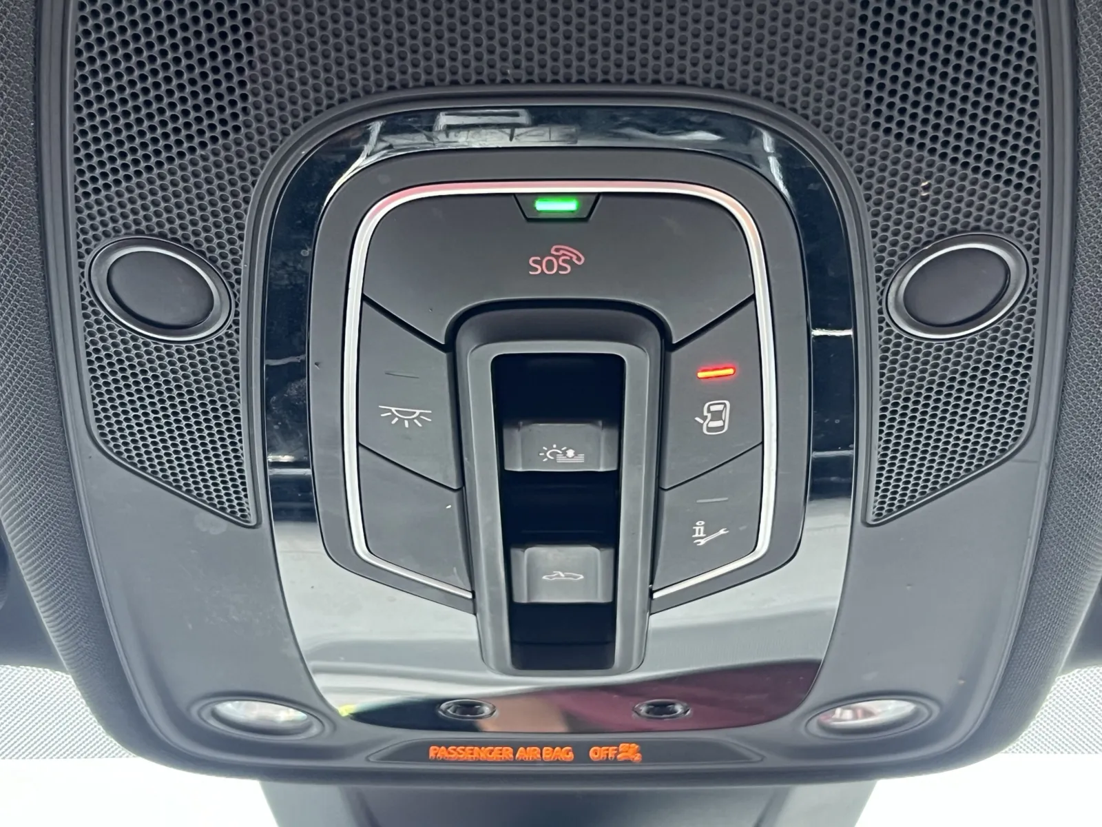 Audi Q8 photo 22