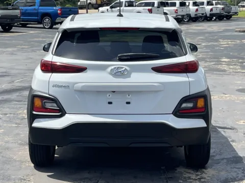 More photos of 2021 Hyundai Kona SE at Auto Boutique Texas, TX