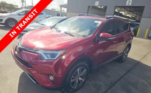 Red 2018 Toyota RAV4 XLE for sale in Alvin, TX