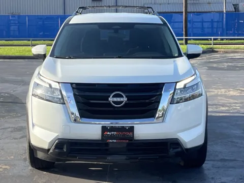 More photos of 2022 Nissan Pathfinder SV at Auto Boutique Texas, TX