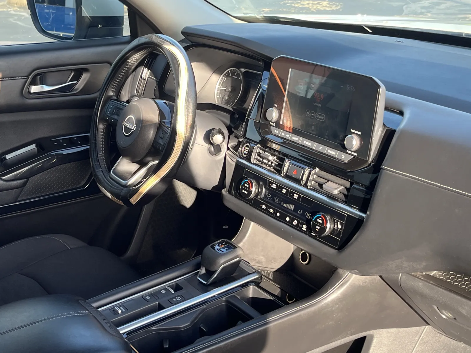 Nissan Pathfinder photo 13