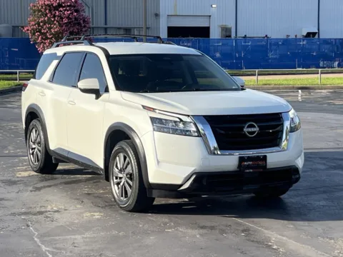 Photos of 2022 Nissan Pathfinder SV for sale in Alvin, TX at Auto Boutique Texas